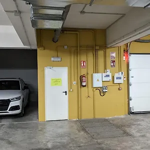 Parking Free - Cathedral Area -2 Months Min Apartamento